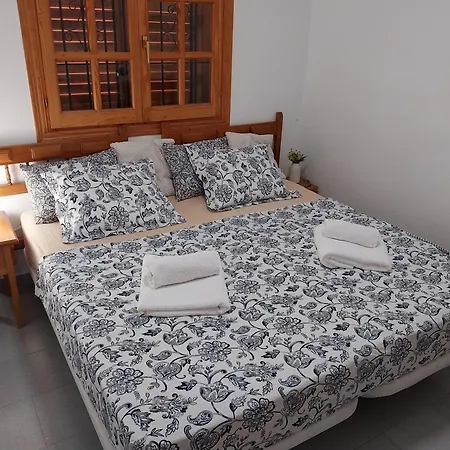 Paraiso La Mata Апартаменты Торевьиа